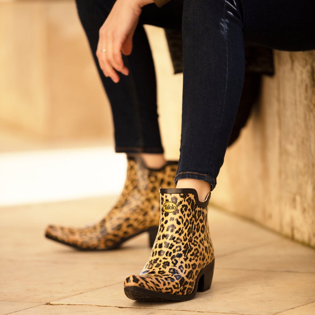 Women's leopard print ankle wellington boots