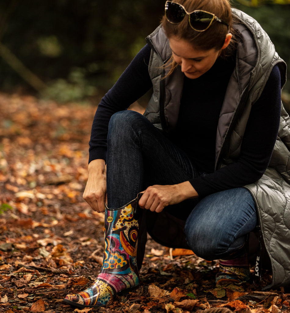 Wild, bright and super funky with prints of pink, blue and yellow, these Talolo Women's Floral Bliss pointed cowboy welly boots have a 3cm heel and will reach the middle of your calf. Lined for comfort.