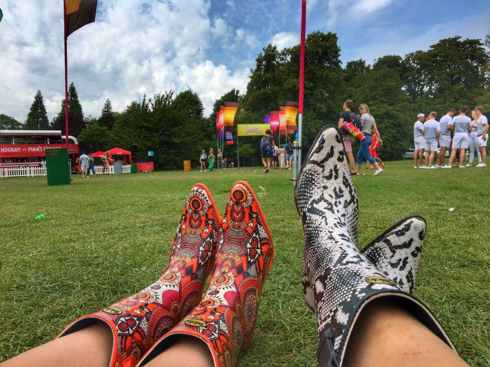 Chic and stylish, these Talolo Women's Bandy snake patterned black and white cowboy welly boots have a 3cm heel and will reach the middle of the calf. Cut close to the leg for a hot flattering look.  Lined for comfort.