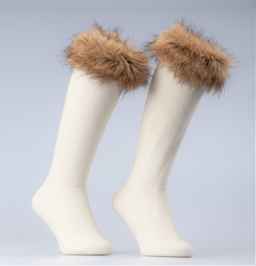 Suitable for all Talolo boot styles, these super soft off-white fleece socks will add a touch of glam to your boots and keep your feet feeling super snug.